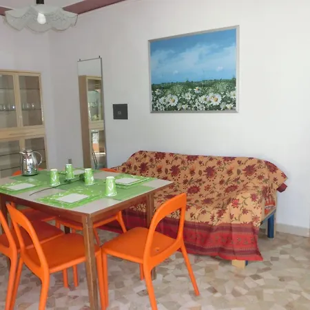 Villa Wonderful With Private Garden Bibione Pineda